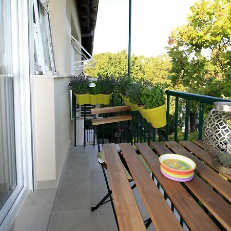 Central Beach Apartment Апартаменты Сплит