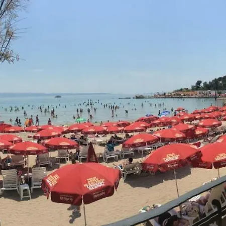 Central Beach Apartment