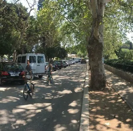 Central Beach Apartment Сплит